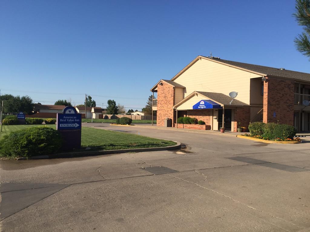 Americas Best Value Inn - Garden City Zewnętrze zdjęcie