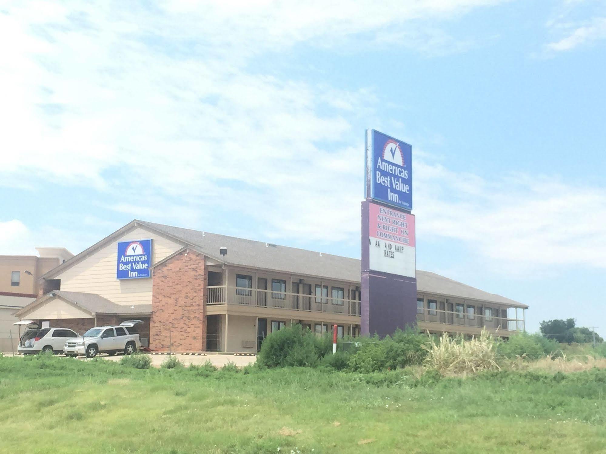 Americas Best Value Inn - Garden City Zewnętrze zdjęcie