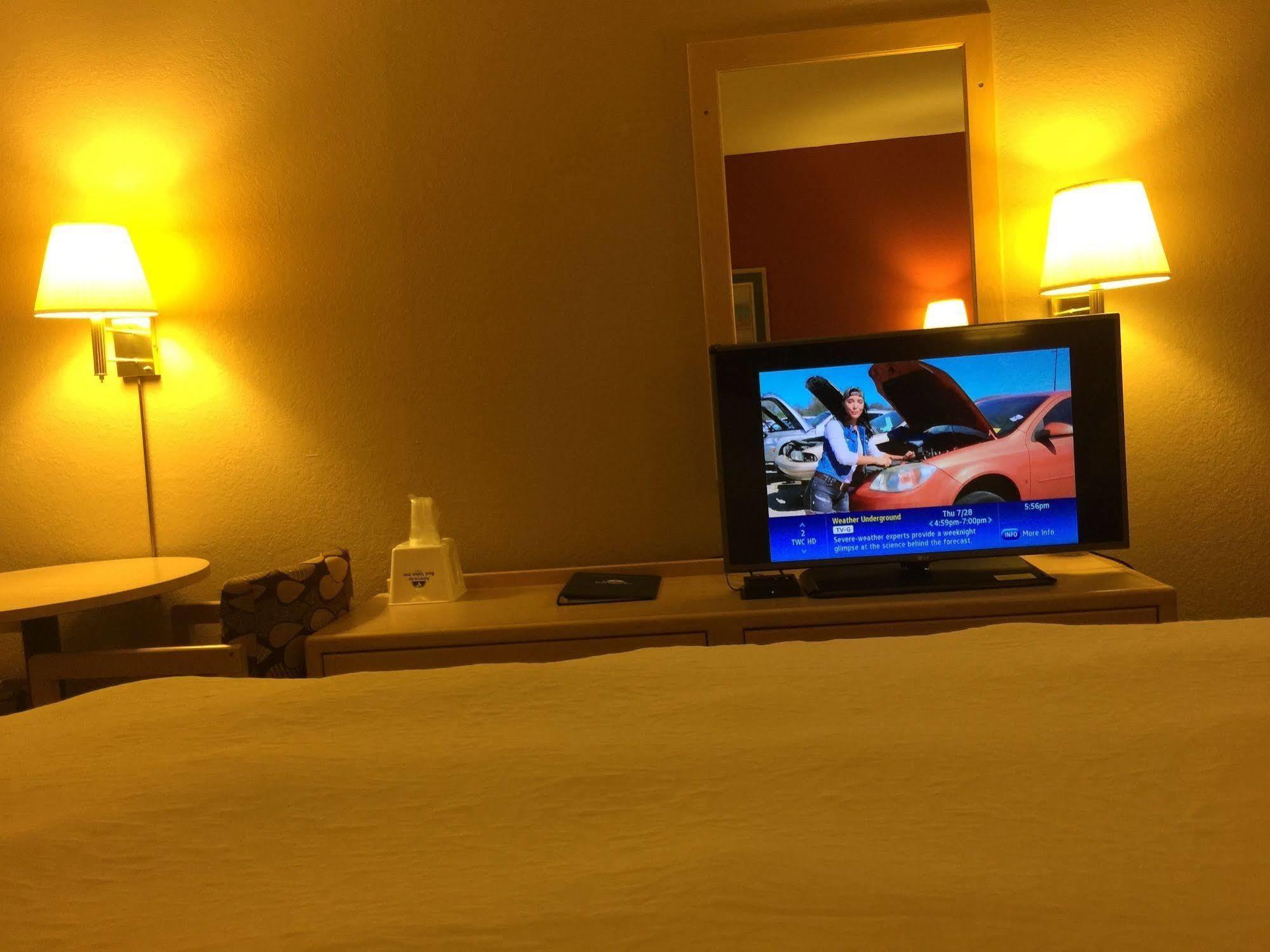 Americas Best Value Inn - Garden City Zewnętrze zdjęcie