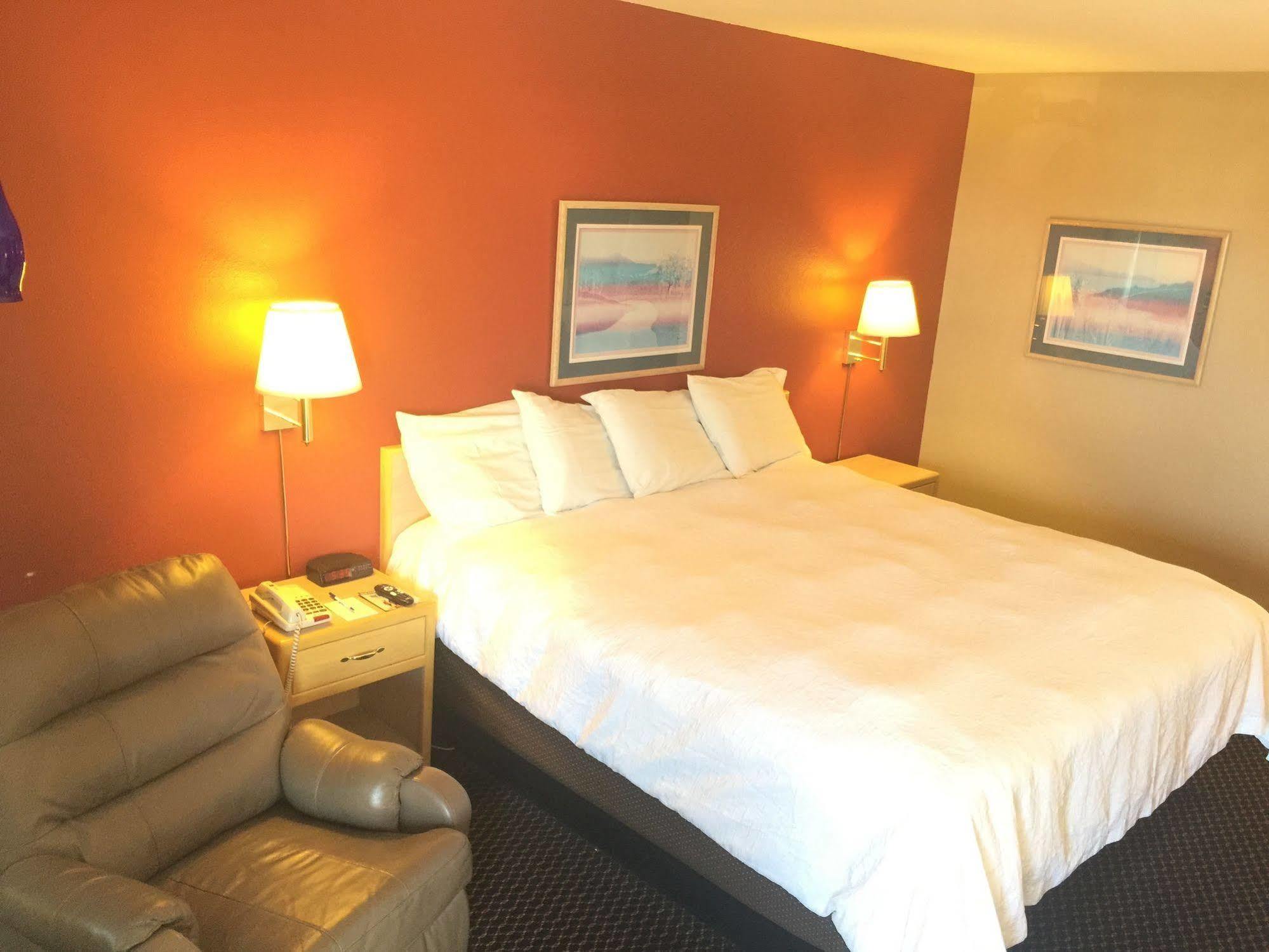 Americas Best Value Inn - Garden City Zewnętrze zdjęcie